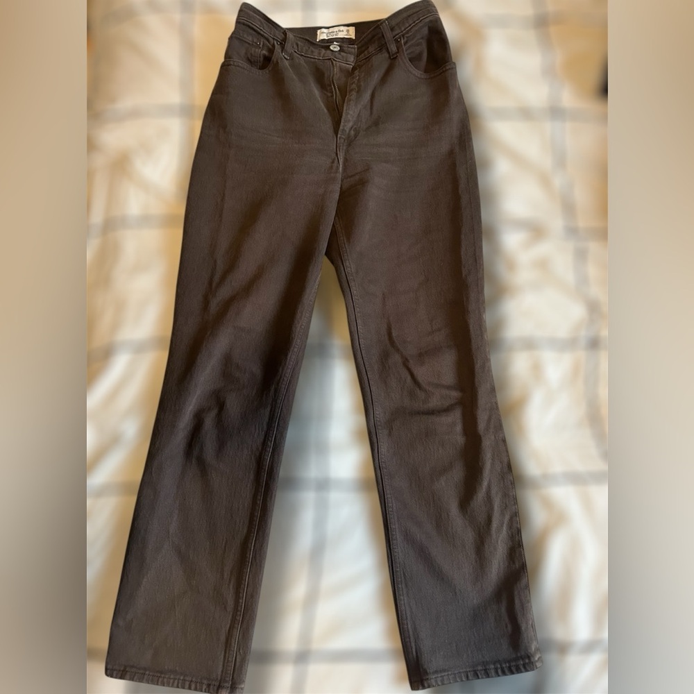 Abercrombie Brown Jeans !